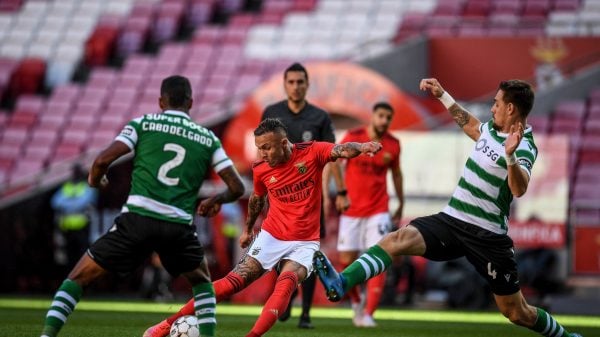dérbi sporting benfica com bancadas vazias