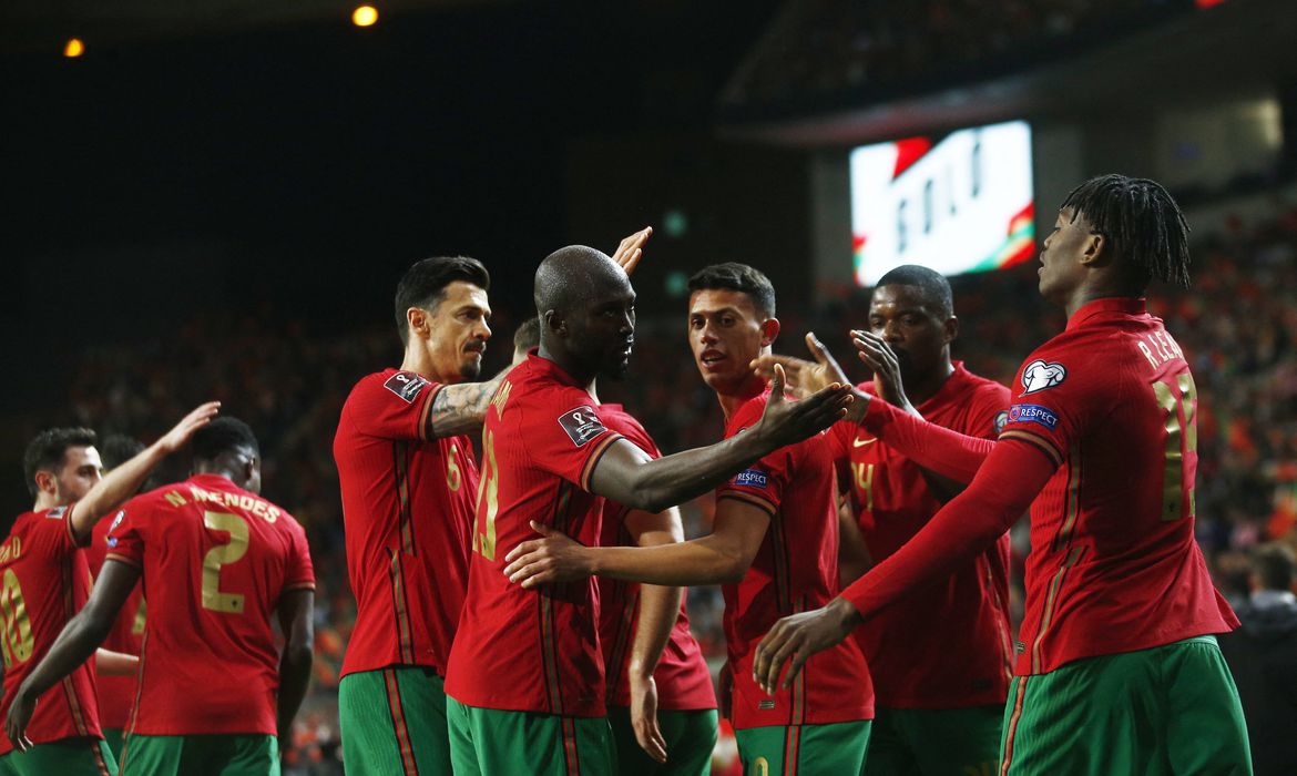 jogo de Portugal com Macedónia