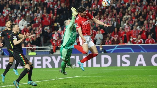 benfica yaremchuk a marcar um golo pelo SL Benfica