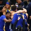 festejos dos GS Warriors a vencer o campeonato de basquetebol