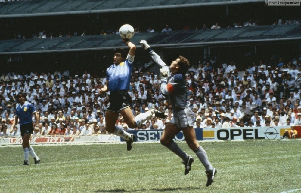 mão de deus de maradona