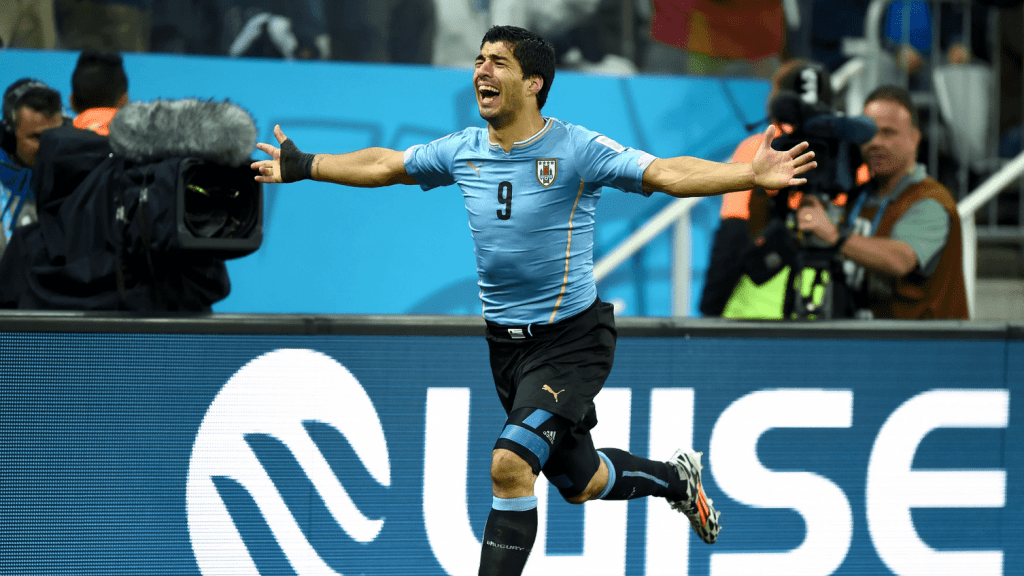 Luis Suaréz de braços abertos no mundial de 2014