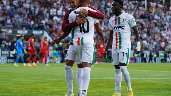 estrela da amadora nos festejos da subida à primeira divisão da Liga Portugal bwin